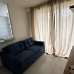 Apartamento Mobiliado Na Praia Do Futuro Com Vista Para O Mar